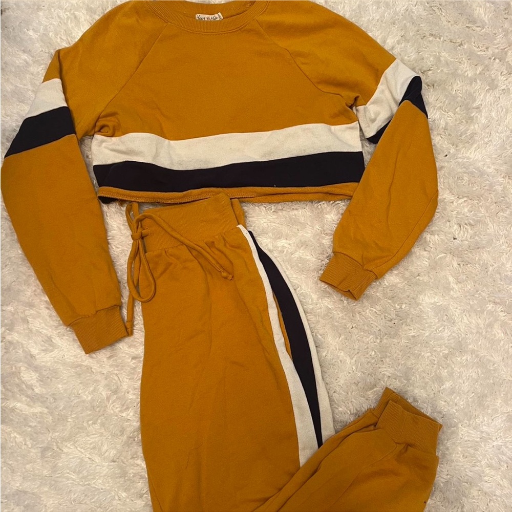 Matching sweatpants and sweatshirt set